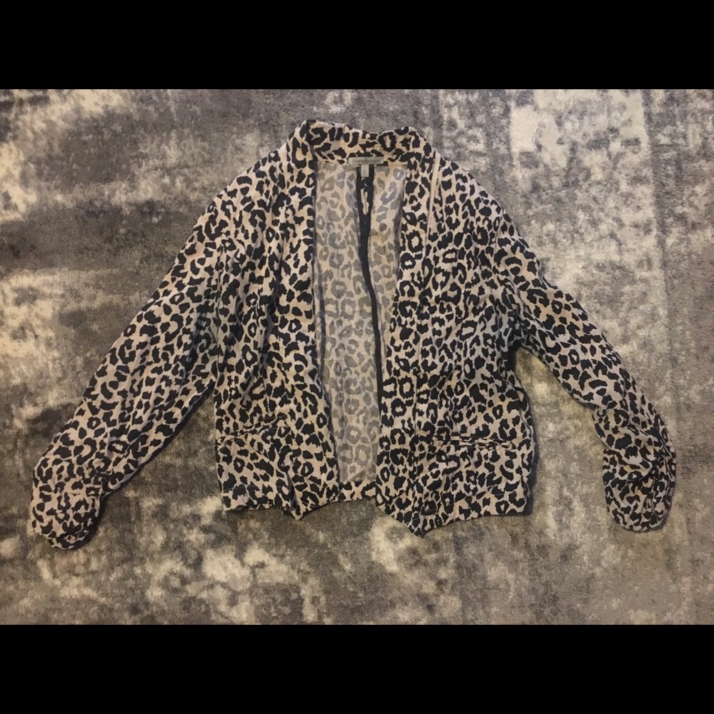 White leopard blazer